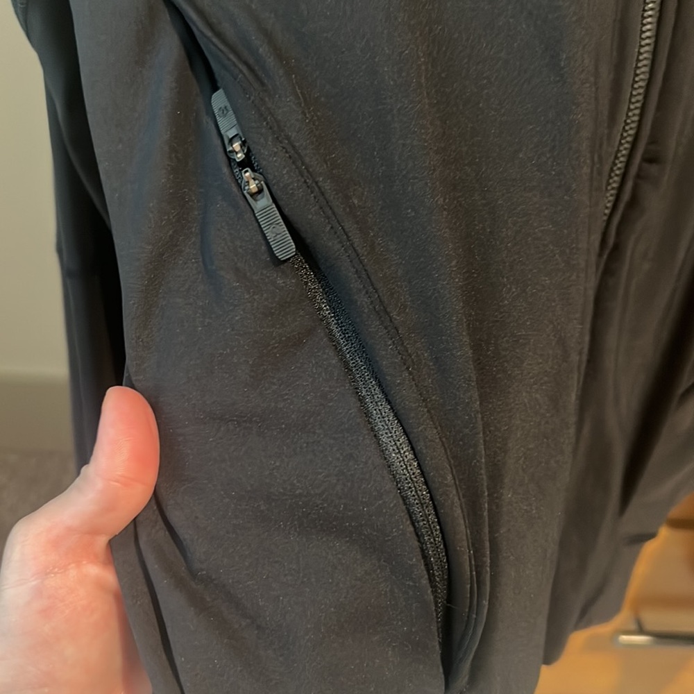 Practically Brand New Lululemon Jacket - image 7